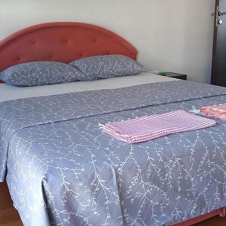 Central Home ポドゴリツァ エクステリア 写真
