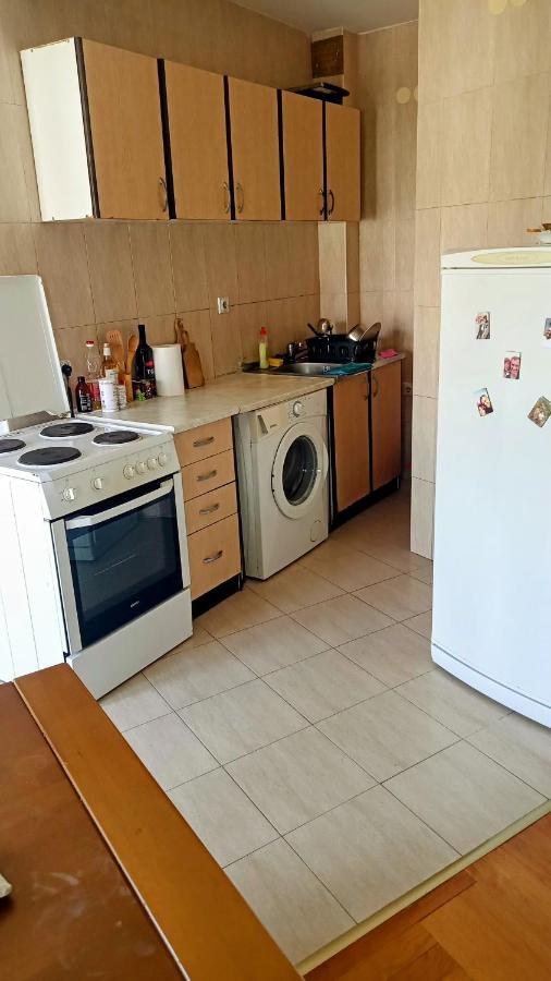 Central Home ポドゴリツァ エクステリア 写真